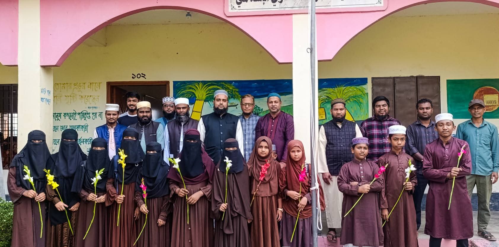 ​সাফল্যের শিখরে কমলগঞ্জ জামিয়া ইসলামিয়া: বৃত্তি পরীক্ষায় ১২ শিক্ষার্থীর বাজিমাত ও জমকালো সংবর্ধনা