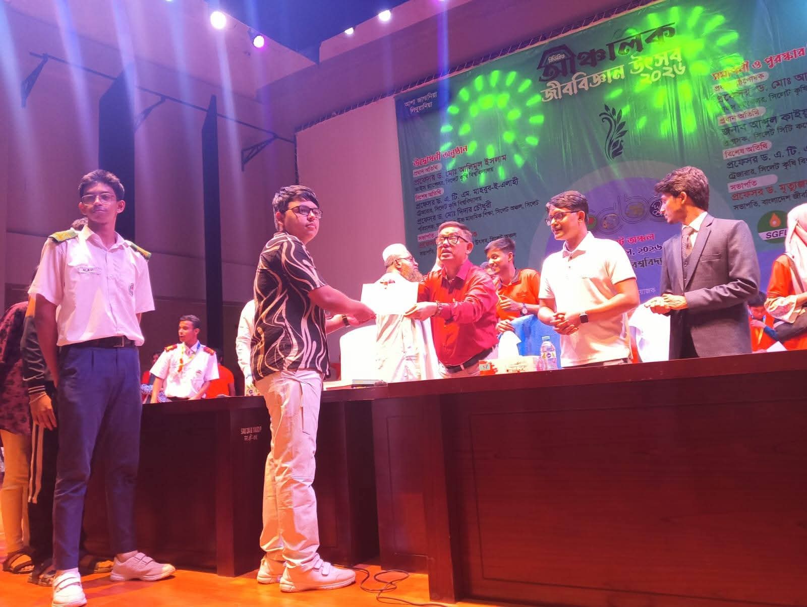 সাংবাদিক আহমেদ নাজিমের ভাতিজার বাজিমাত: বায়োলজি অলিম্পিয়াডে দেশসেরাদের কাতারে আসাস